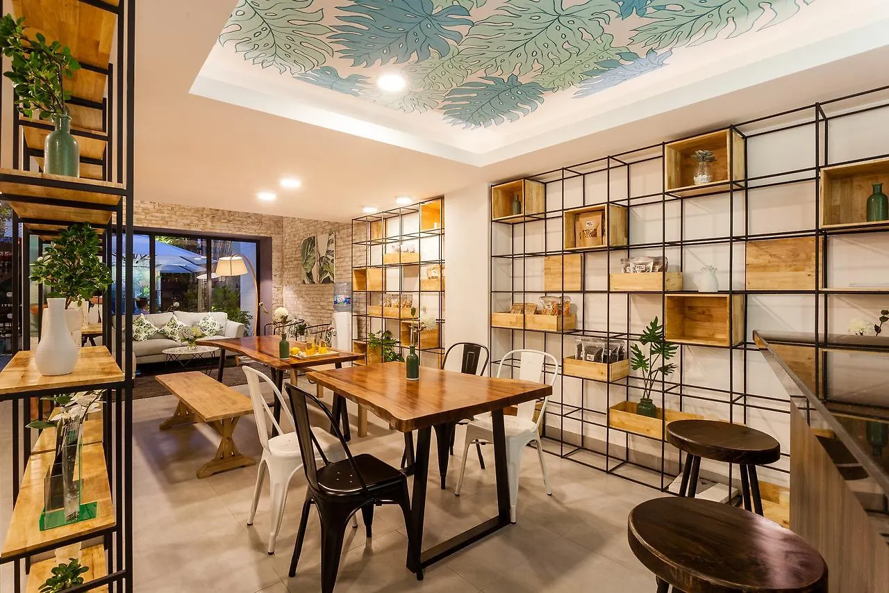 *** Hotel La Regatta Boutique Residences Ho Chi Minh City Vietnam